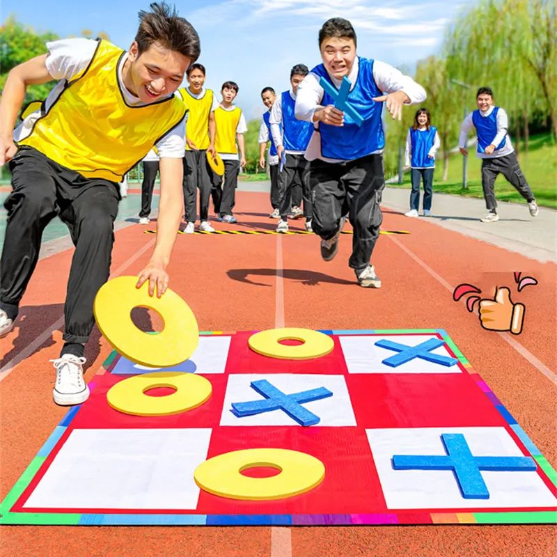 レーシング スリーチェス アウトドアゲーム スポーツおもちゃ - Cooperative Card Game のレビューと価格